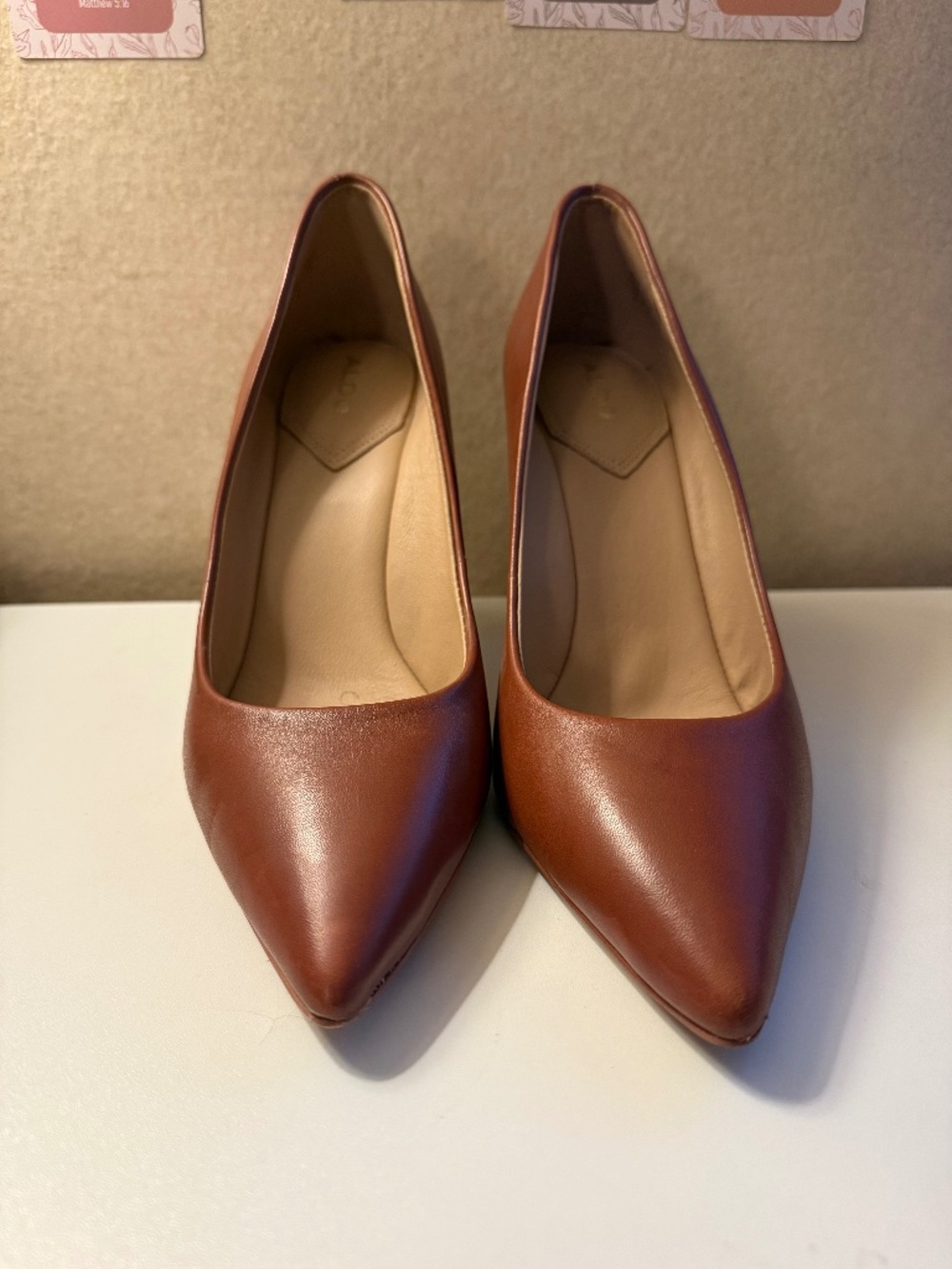 Women's Cognac Leather Pointed-Toe Pump